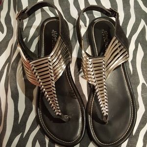 Size 12 M women shoes